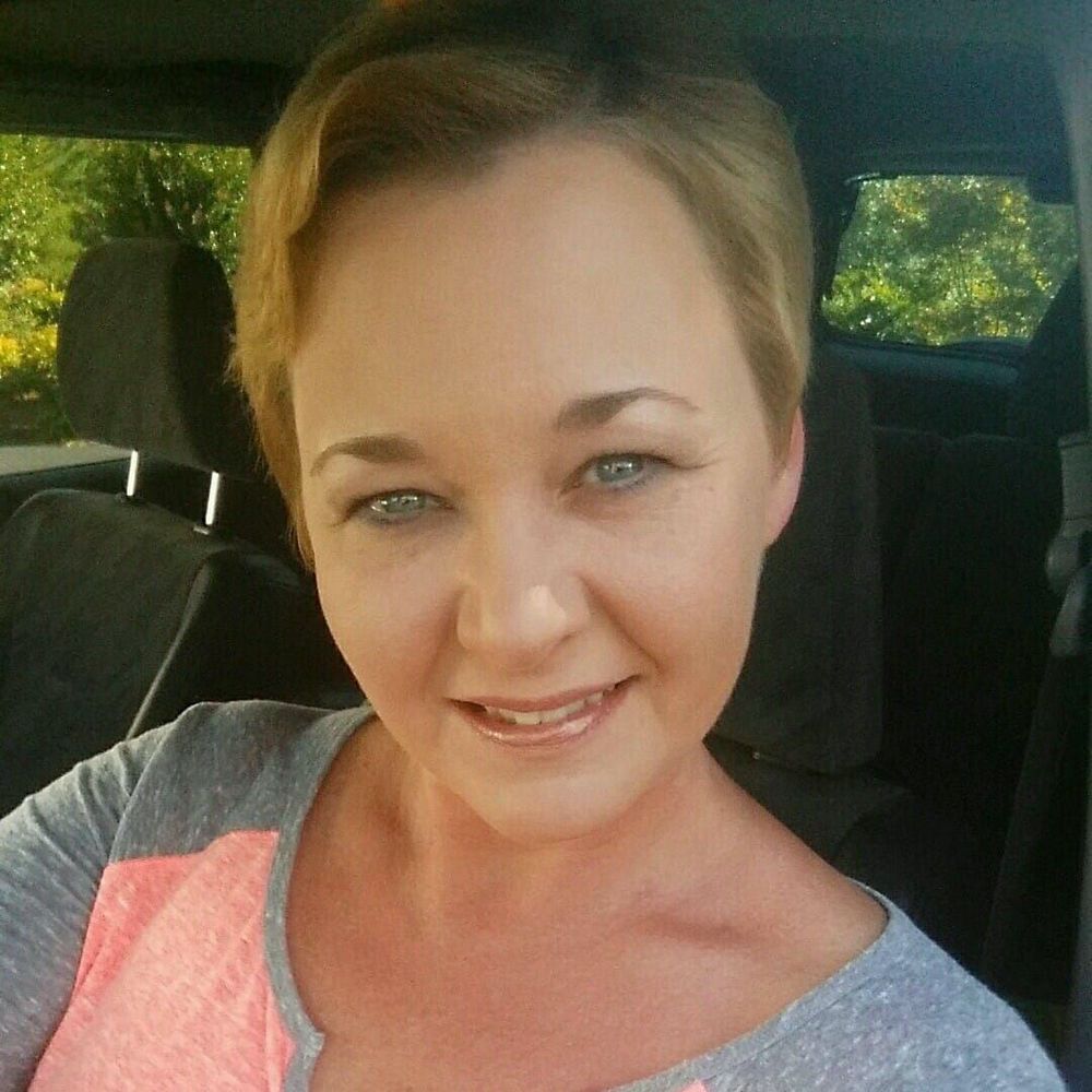 Meet your Posher, Carolyn